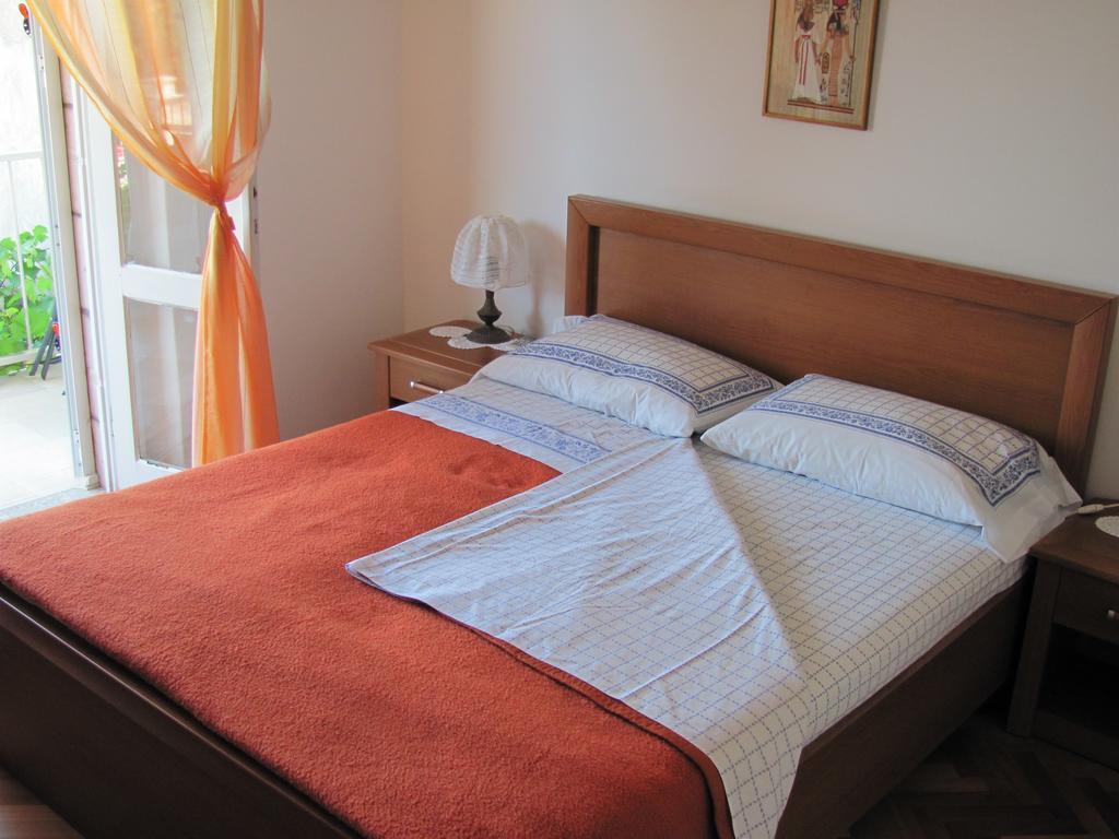Guesthouse Marija تْسافتات الغرفة الصورة